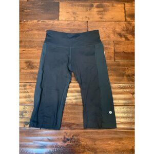 Lululemon Gray Elastic Waist Athletic Shorts Rear Pocket, Size 4